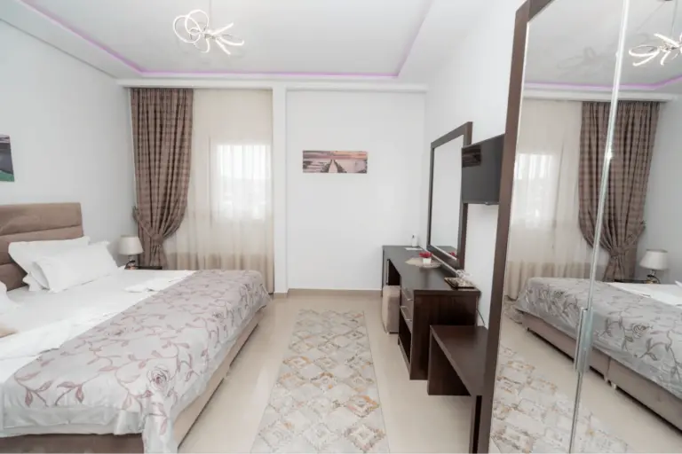 pink-room